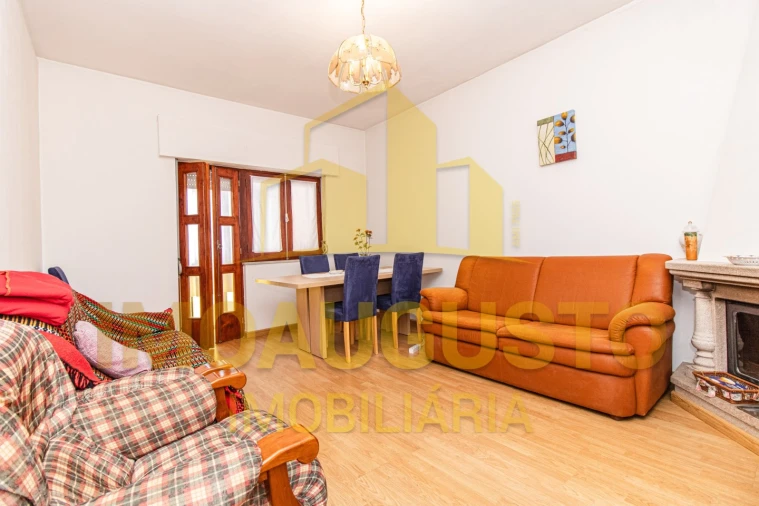 Apartamento T2 para Venda em Guarda Foto 7