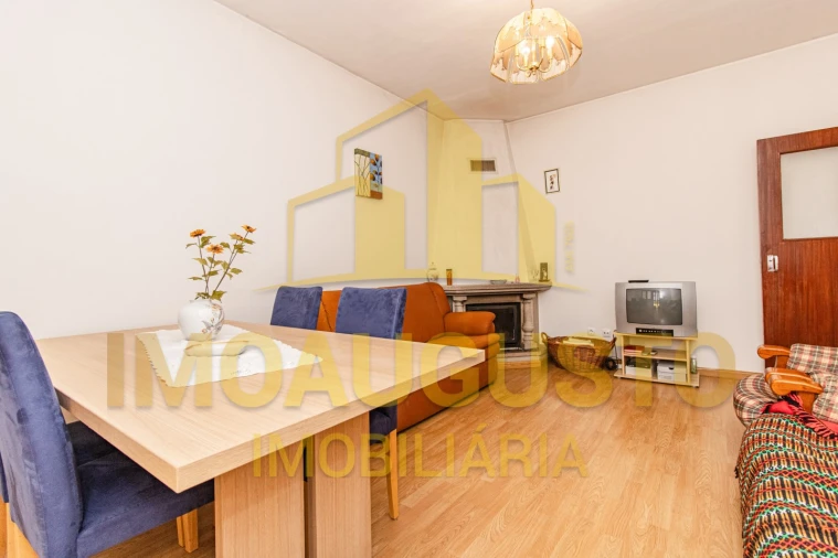 Apartamento T2 para Venda em Guarda Foto 8