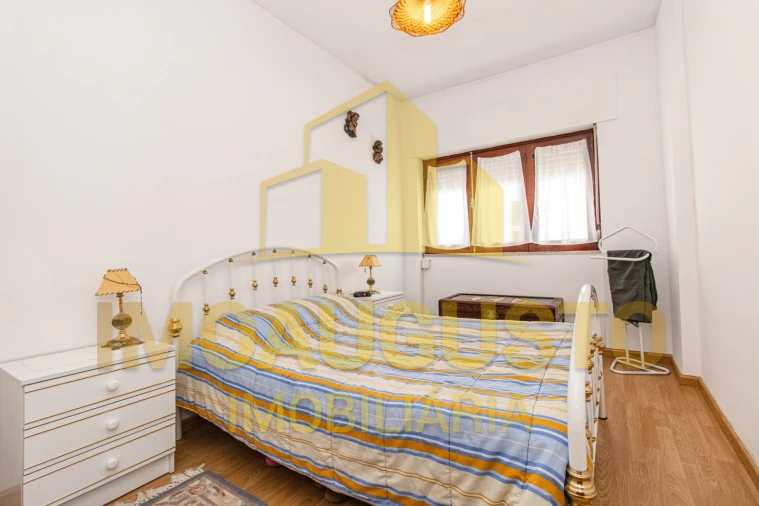 Apartamento T2 para Venda em Guarda Foto 10