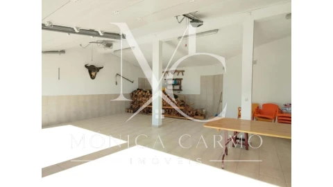 Moradia T6 para Venda em Fornos de Algodres