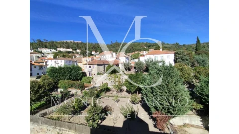 Moradia T6 para Venda em Fornos de Algodres