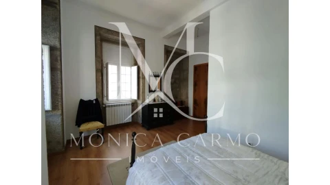 Moradia T6 para Venda em Fornos de Algodres