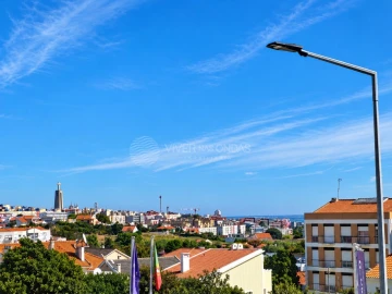 Moradia T4 para Venda em Caparica e Trafaria