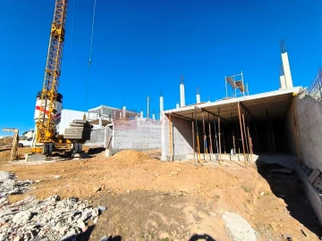 Moradia T3 para Venda em Igreja Nova e Cheleiros