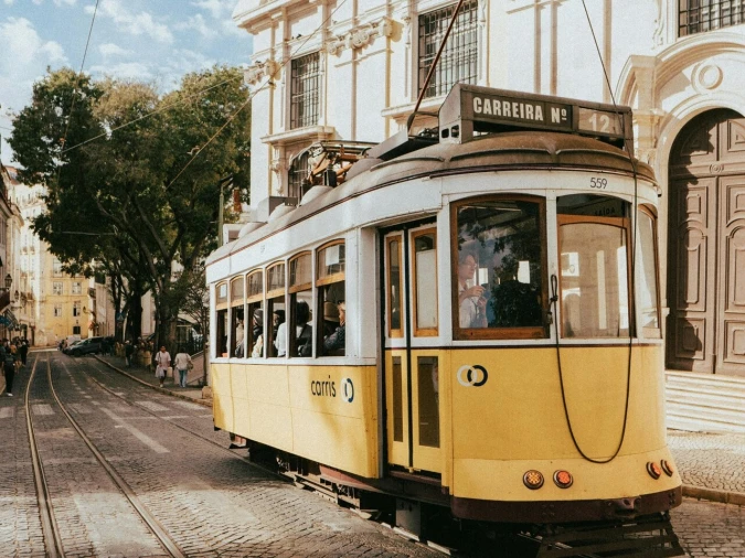 Apartamento T2 para Venda em Ajuda Foto 11