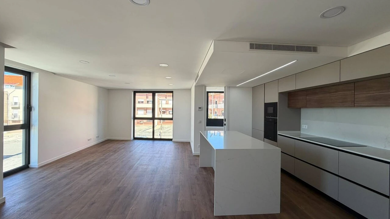 Apartamento T3 para Venda em São Bernardo Foto 2