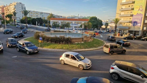 Apartamento T3 para Venda em Faro (Sé e São Pedro)
