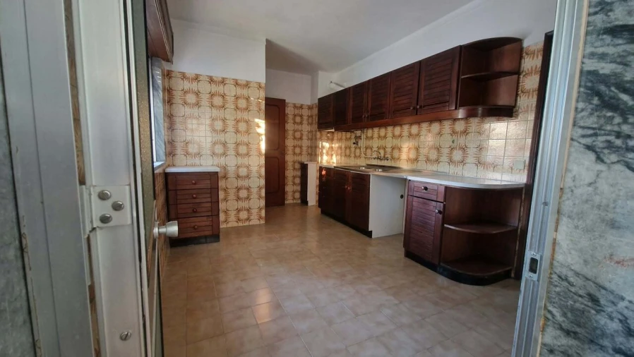 Apartamento T3 para Venda em Faro (Sé e São Pedro) Foto 3