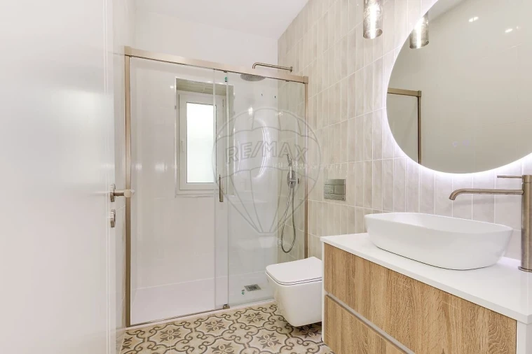 Apartamento T2 para Venda em Almada, Cova da Piedade, Pragal e Cacilhas Foto 19