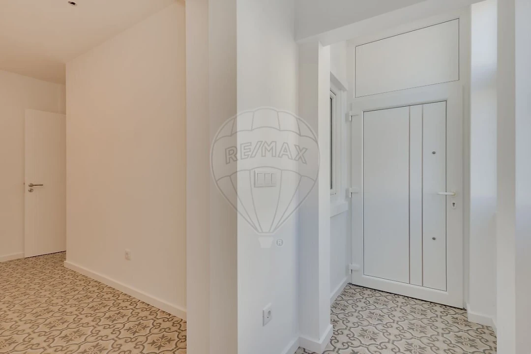 Apartamento T2 para Venda em Almada, Cova da Piedade, Pragal e Cacilhas Foto 23