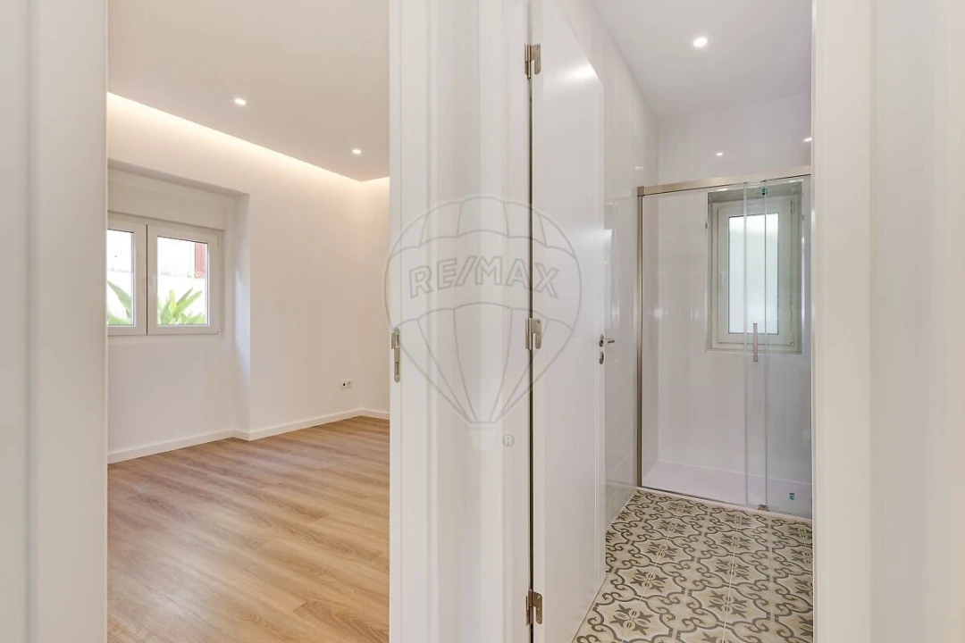 Apartamento T2 para Venda em Almada, Cova da Piedade, Pragal e Cacilhas Foto 17