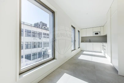 Apartamento T3 para Venda em Alvalade