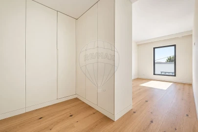 Apartamento T3 para Venda em Alvalade