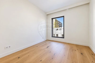 Apartamento T3 para Venda em Alvalade
