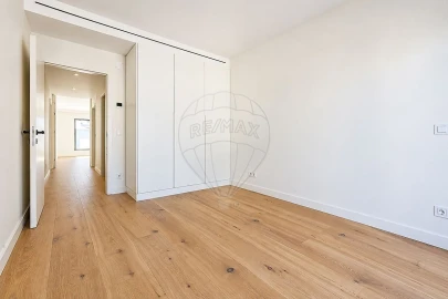 Apartamento T3 para Venda em Alvalade