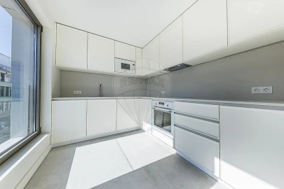 Apartamento T3 para Venda em Alvalade