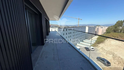 Apartamento T3 para Venda em Ferreiros e Gondizalves