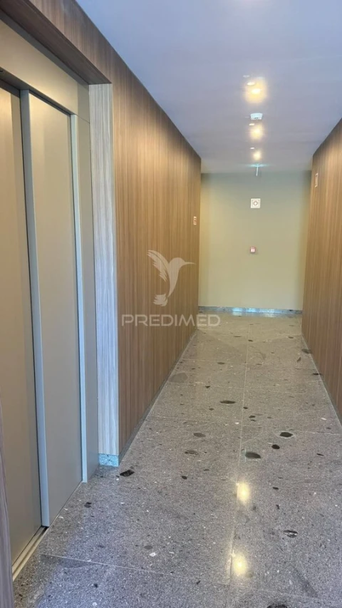 Apartamento T3 para Venda em Ferreiros e Gondizalves