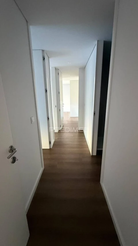 Apartamento T3 para Venda em Ferreiros e Gondizalves