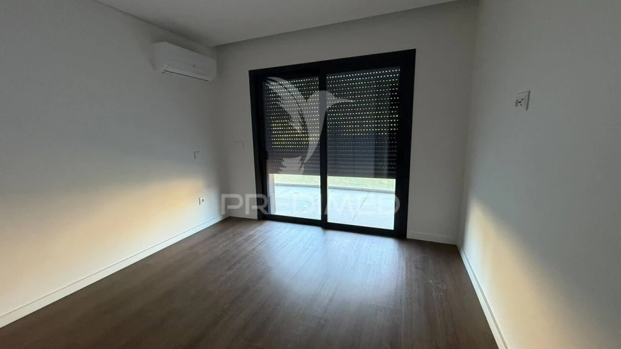 Apartamento T3 para Venda em Ferreiros e Gondizalves Foto 13