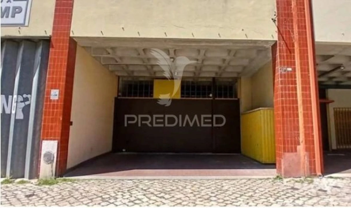 Loja para Venda em Benfica Foto 2