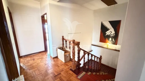 Moradia T4 para Venda em Mirandela