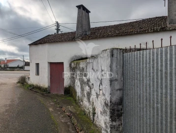 Moradia T3 para Venda em Brogueira, Parceiros de Igreja e Alcorochel