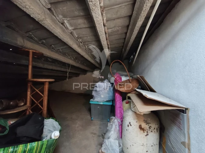 Moradia T1 para Venda em Espírito Santo, Nossa Senhora da Graça e São Simão Foto 9