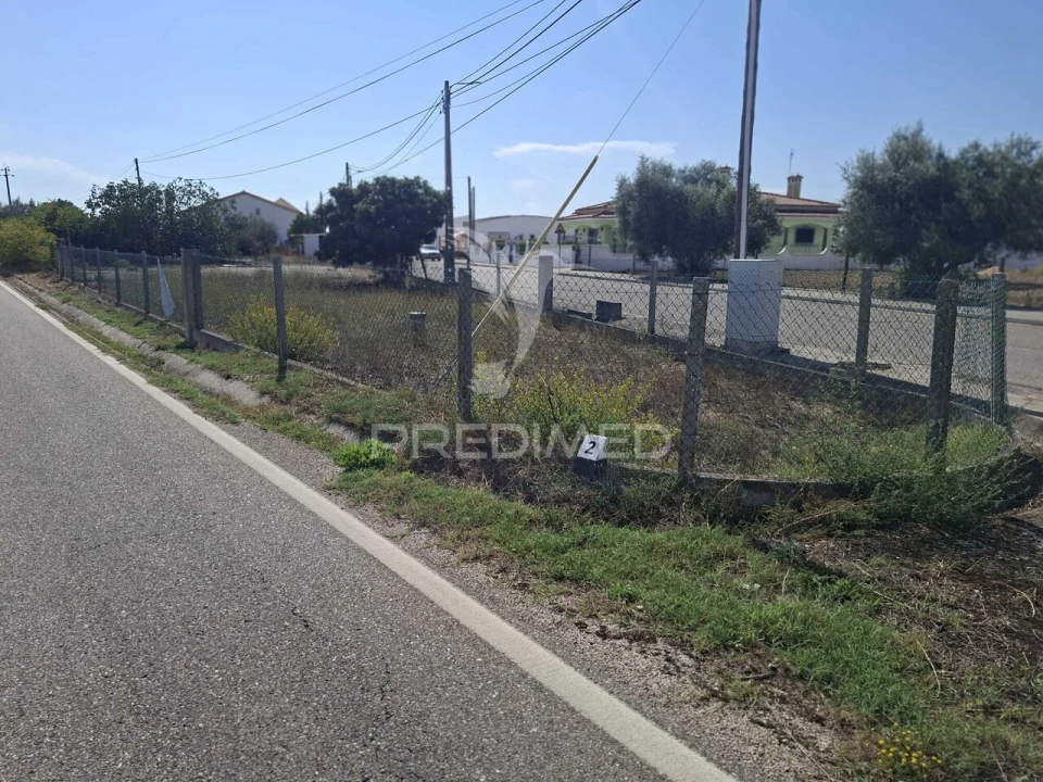 Terreno para Venda em Foros de Arrão Foto 2