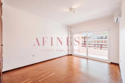 Apartamento T2 para Arrendamento em Cascais e Estoril