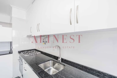 Apartamento T2 para Arrendamento em Cascais e Estoril