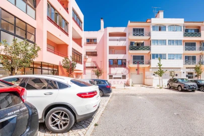 Apartamento T2 para Arrendamento em Cascais e Estoril