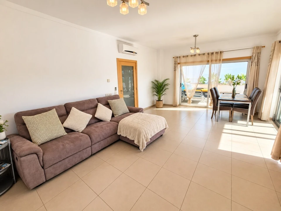 Apartamento T1 para Venda em Albufeira e Olhos de Água Foto 3
