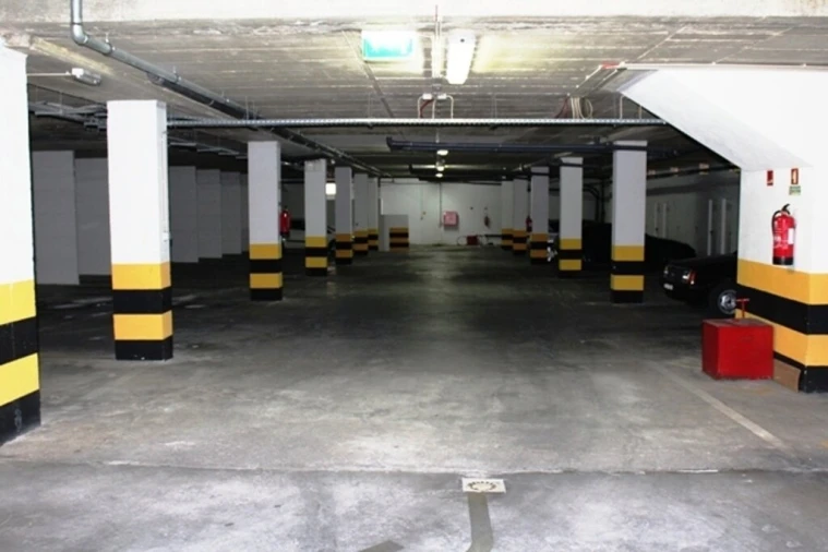 Apartamento T2 para Venda em Guia Foto 9