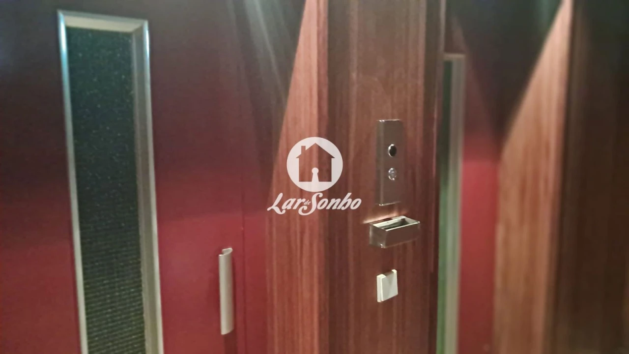 Apartamento T2 para Arrendamento em Paranhos Foto 24