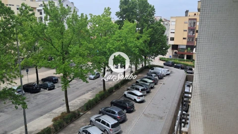 Apartamento T2 para Arrendamento em Paranhos