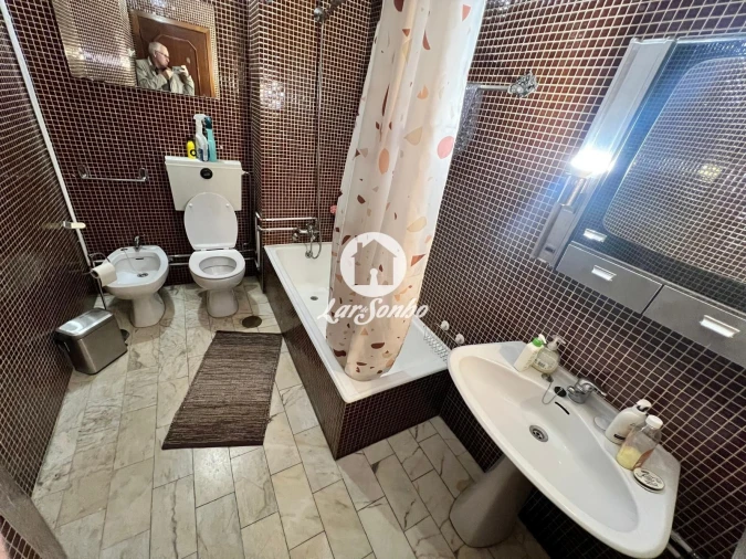 Apartamento T2 para Arrendamento em Paranhos Foto 12