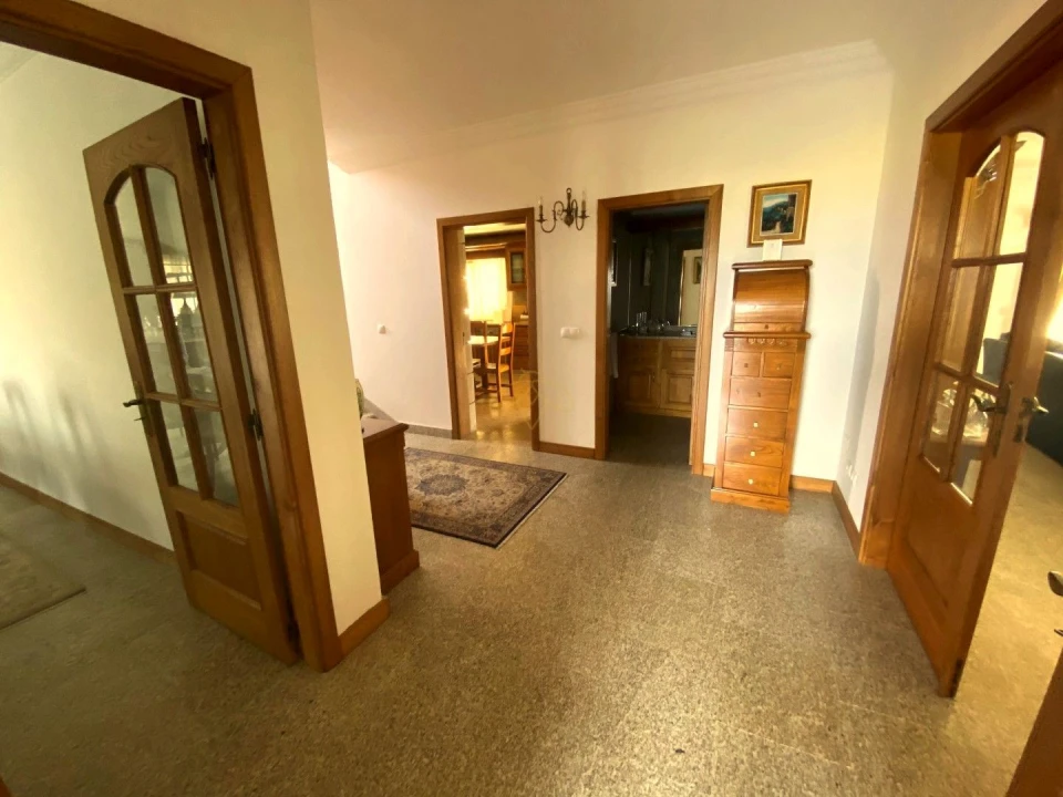 Moradia T6 para Venda em Vila Marim Foto 15