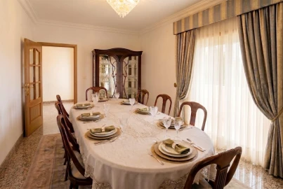 Moradia T6 para Venda em Vila Marim