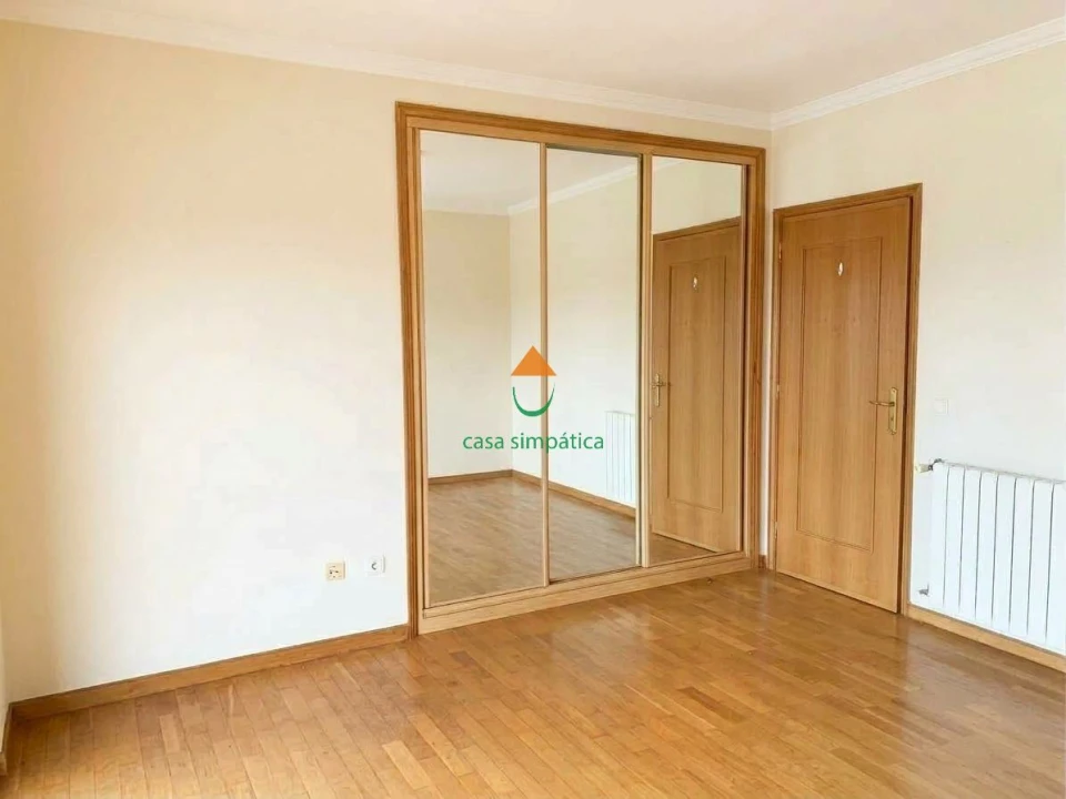 Apartamento T3 para Arrendamento em Gondomar (São Cosme), Valbom e Jovim Foto 13
