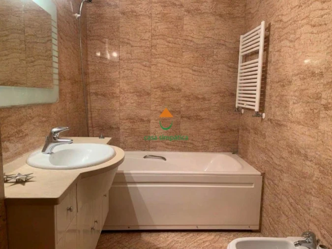 Apartamento T3 para Arrendamento em Gondomar (São Cosme), Valbom e Jovim Foto 4