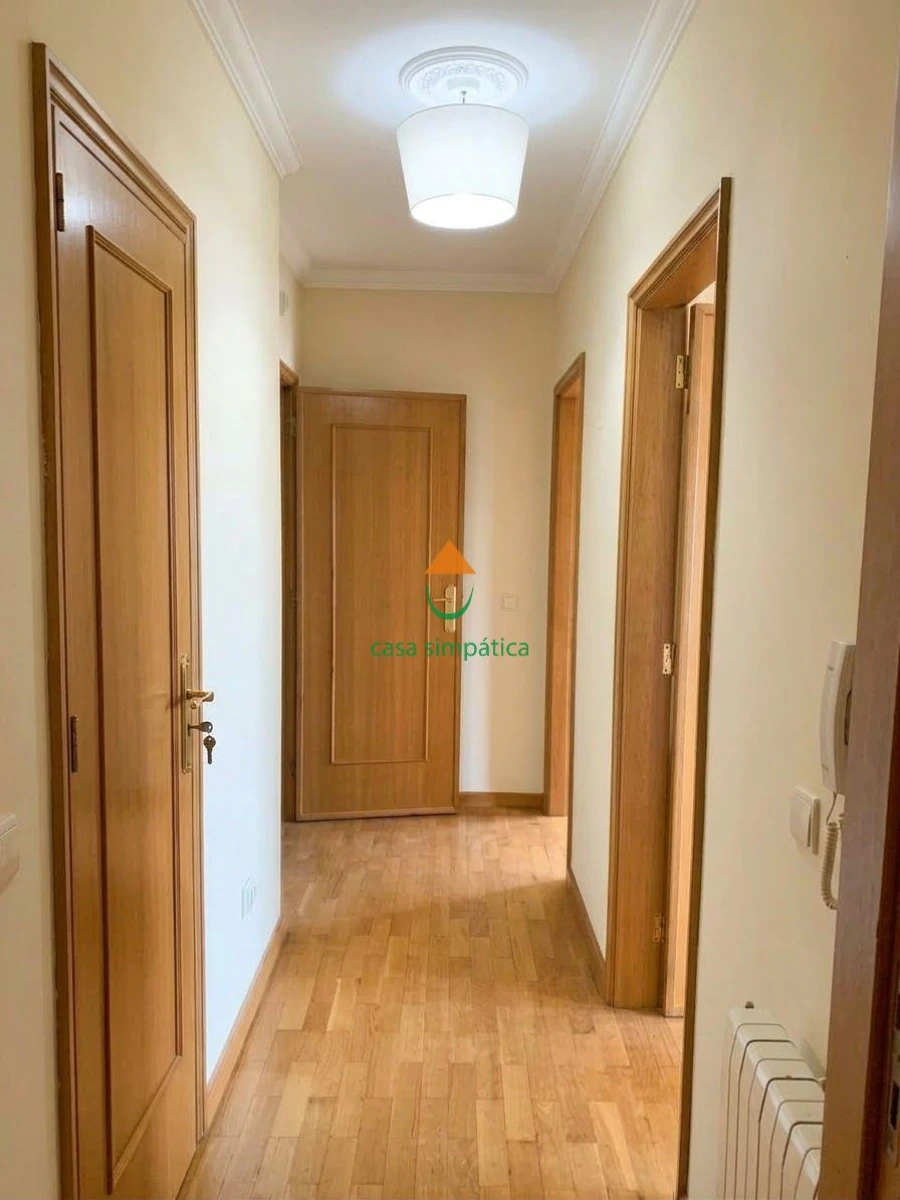 Apartamento T3 para Arrendamento em Gondomar (São Cosme), Valbom e Jovim Foto 2