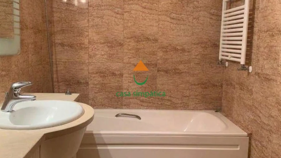 Apartamento T3 para Arrendamento em Gondomar (São Cosme), Valbom e Jovim