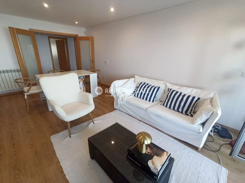 Apartamento T3 para Arrendamento em Buarcos Foto 2