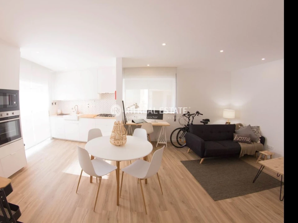 Apartamento T1 para Arrendamento em Buarcos Foto 3
