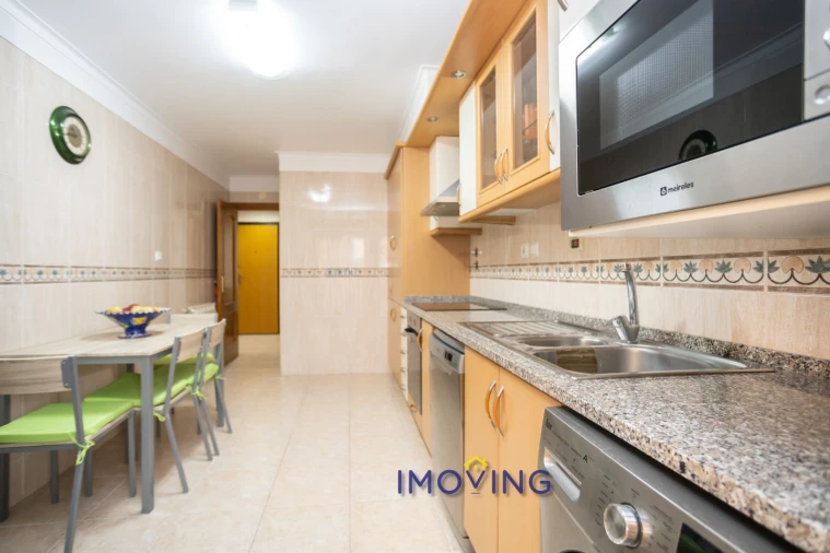 Apartamento T2 para Venda em Barreiro e Lavradio Foto 2