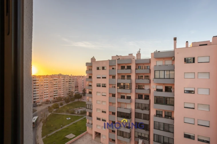 Apartamento T2 para Venda em Barreiro e Lavradio Foto 7