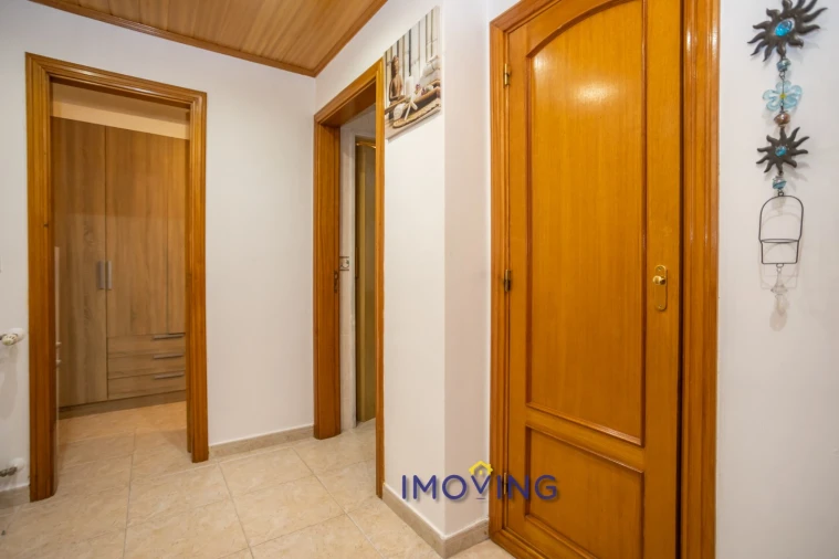 Apartamento T2 para Venda em Barreiro e Lavradio Foto 9