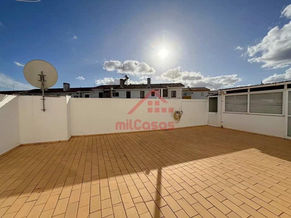 Apartamento T3 para Arrendamento em Silves Foto 1