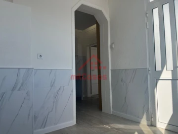 Apartamento T1 para Venda em São Vicente